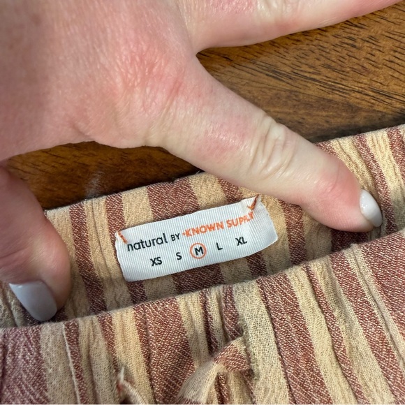 Known Supply Striped tan brown Women's Shorts size medium 100% organic cotton - Picture 2 of 8